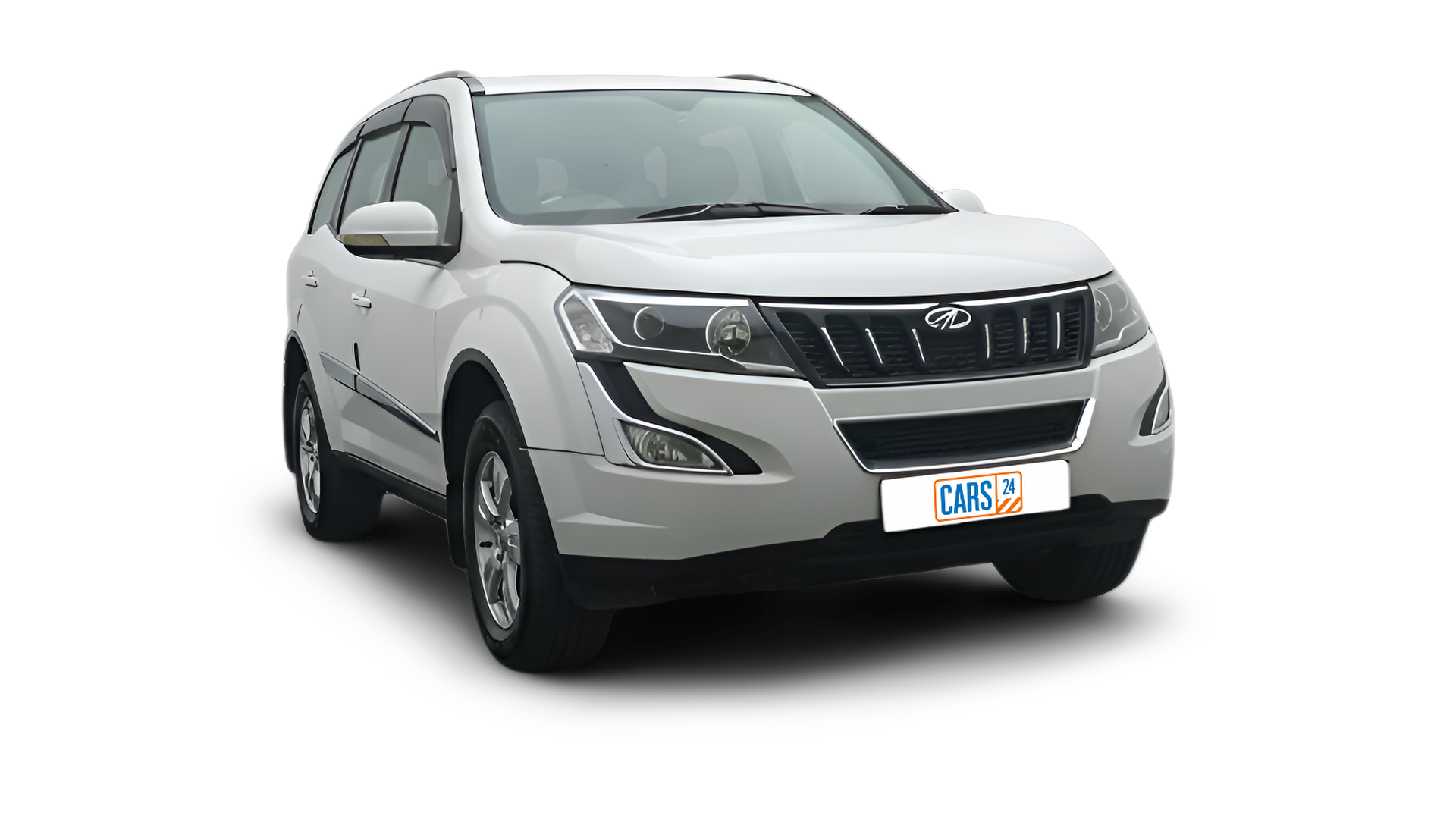 Mahindra XUV500-img